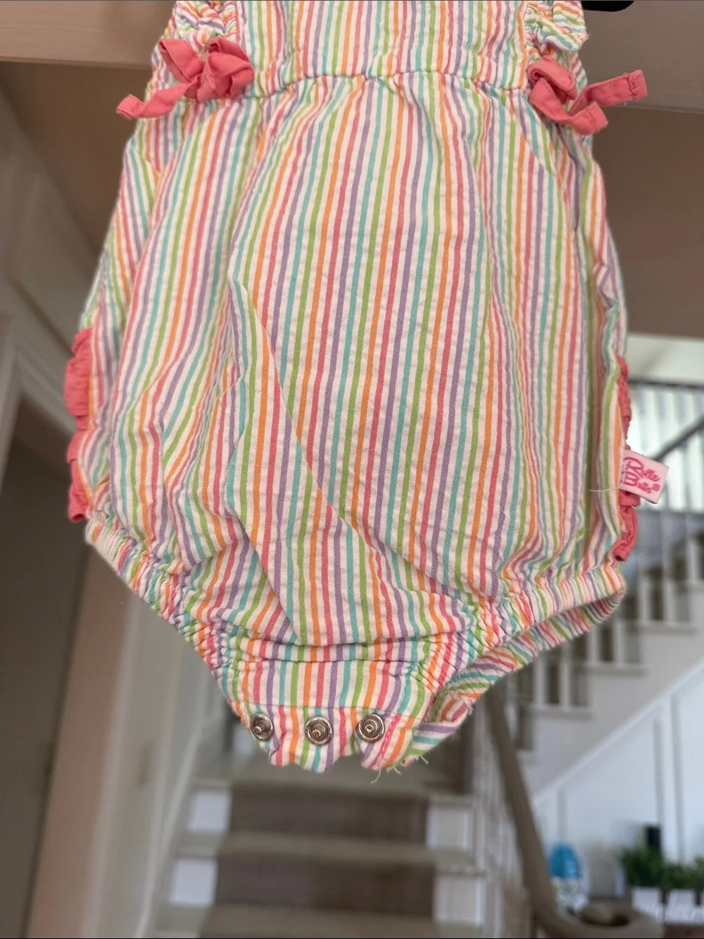 Ruffle Butts euc smoke